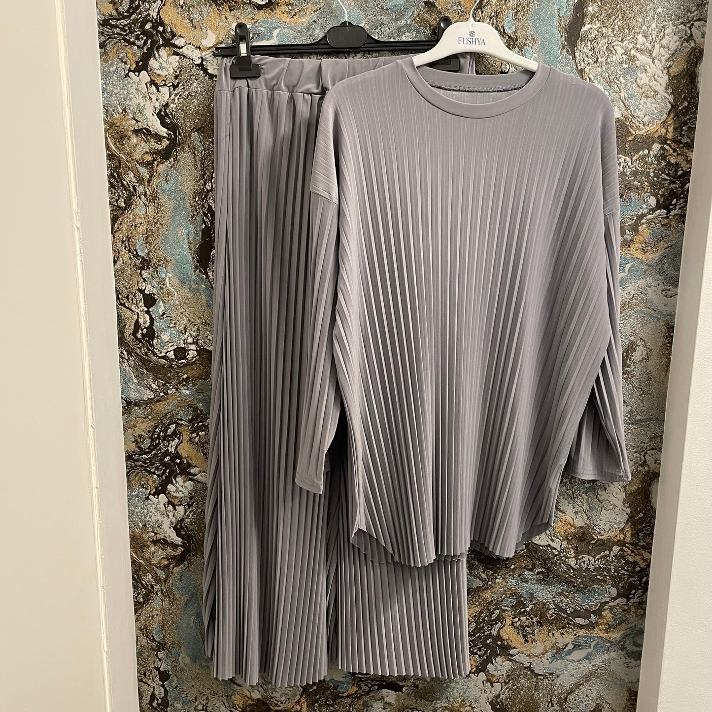 Sara Pleated 2 Piece Co-Ord Set