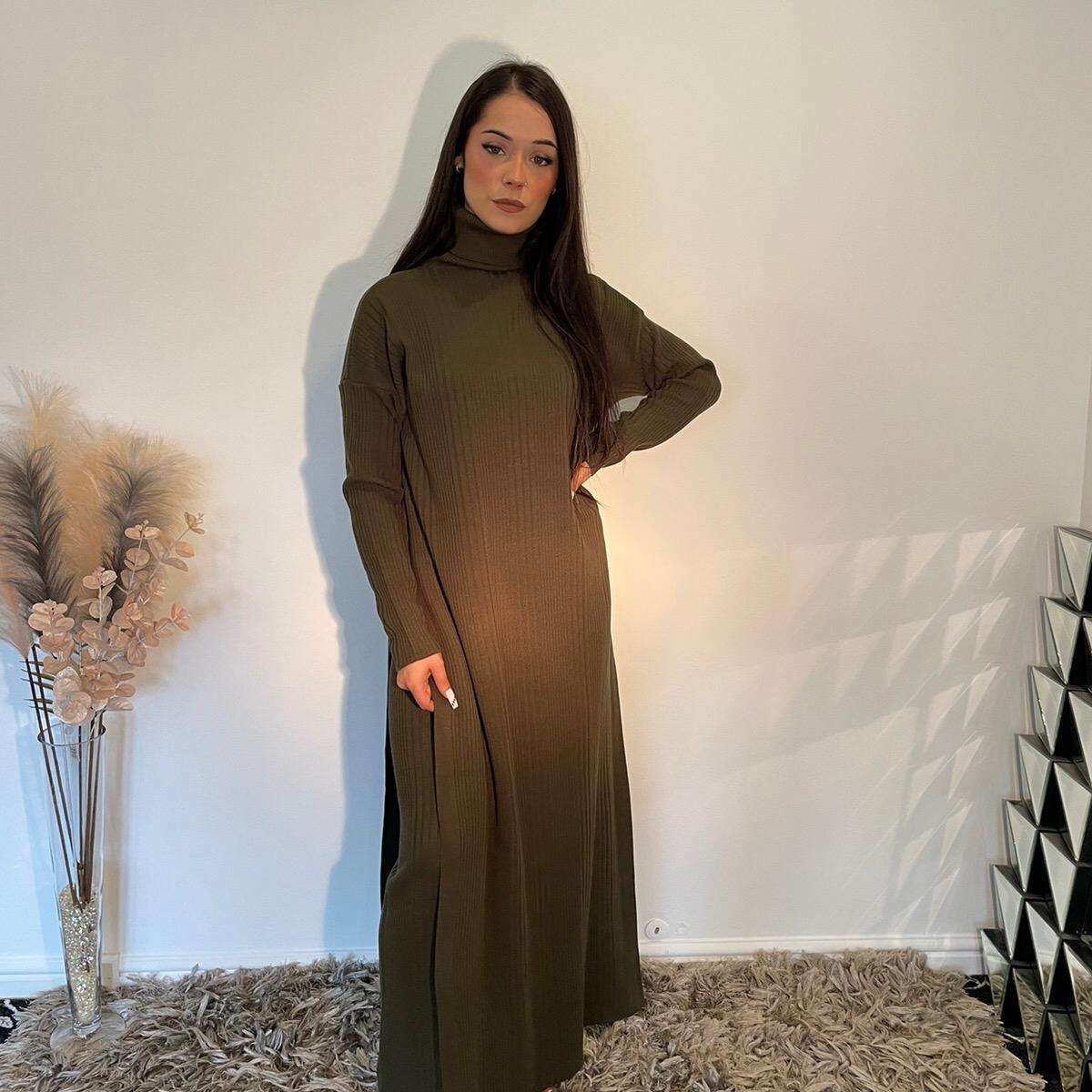 Zoya Long Knitted 2 Piece Set