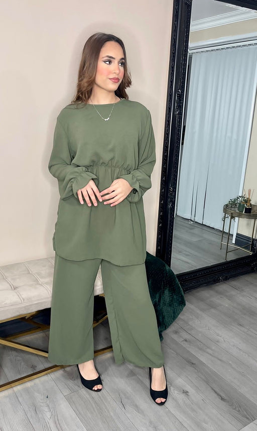 Green modest Top and trousers set, comfortable chic and stylish available in the UK fast delivery, night time outfit, dress up, going out, party outfit